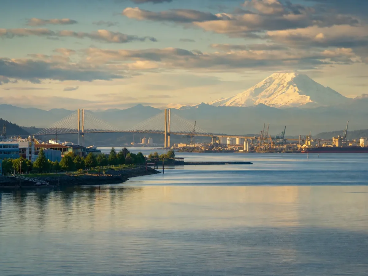 About Tacoma, WA